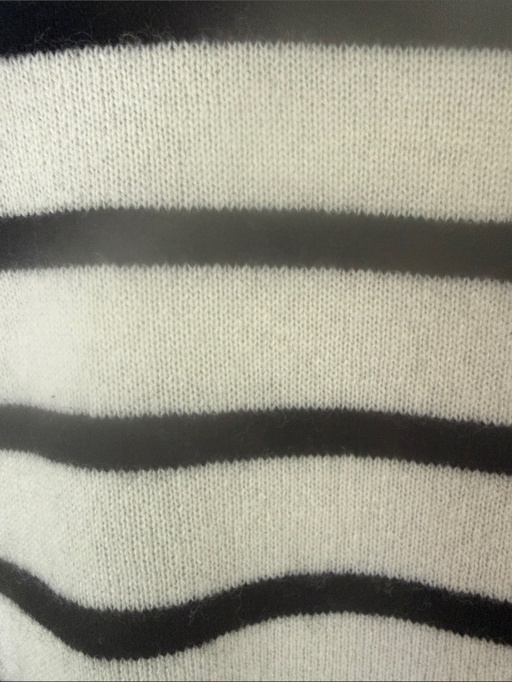 NWT QUINCE CREAM & BLACK STRIPED CASHMERE BUTTON-FRONT CARDIGAN XS - Picture 6 of 6